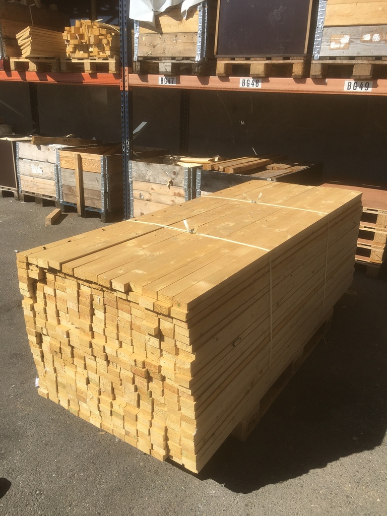 (MONTREUIL) Lot de tasseaux [L1] - 200cm de section 5,7x2,8cm